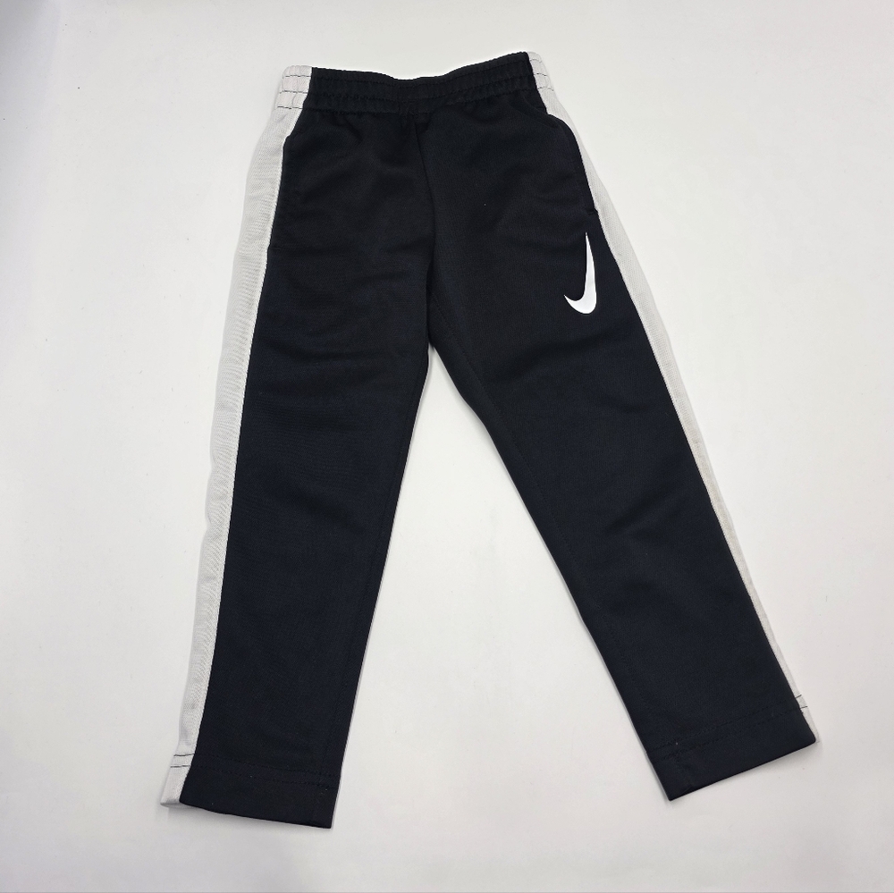 Nike boys' long-sleeved tee and pants size 3T - Picture 4 of 6